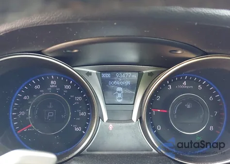 2014 Hyundai Genesis 2.0T z USA, uszkodzony, nr VIN KMHHT6KDXEU119490